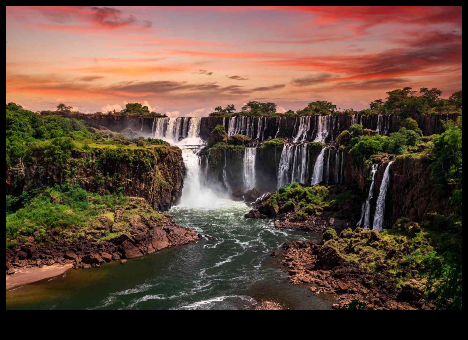 Peisaje pitorești Un tur al celor mai frumoase locuri din lume 4 Simfonia sculptată: capodoperele artistice ale naturii în peisaje uluitoare