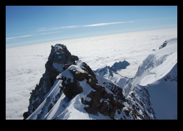 Altitudinea vârfului Cel mai înalt punct al unui munte 1 Summit Elevation: Majesty of Mountain Peaks
