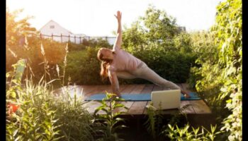 Cum inspiră și influențează peisajele designul spațiilor de yoga în aer liber?